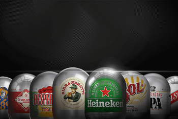 A selection of 8x 8L BLADE kegs next to each other in front of a dark, dramatic background.